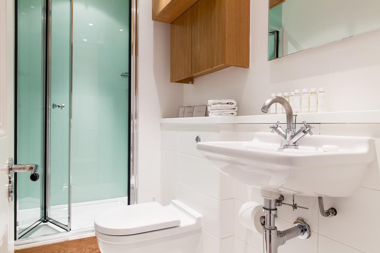 Blueprint Living Apartments - Doughty Street Лондон Экстерьер фото