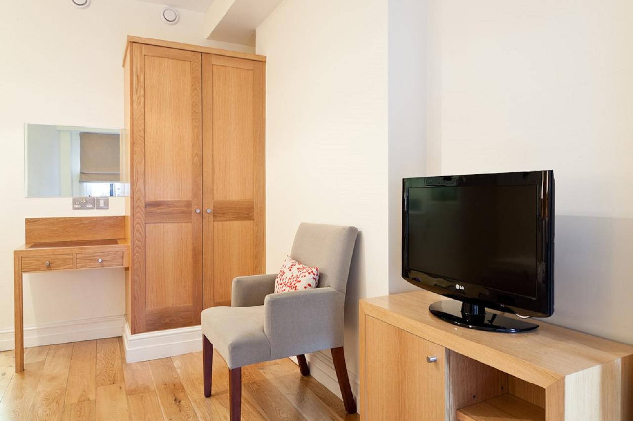 Blueprint Living Apartments - Doughty Street Лондон Экстерьер фото