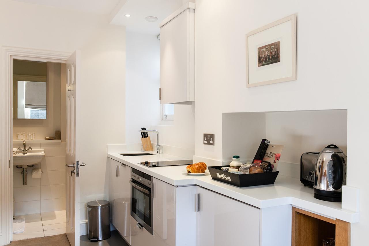 Blueprint Living Apartments - Doughty Street Лондон Экстерьер фото
